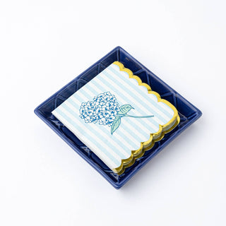 Textured Beverage Napkin Tray