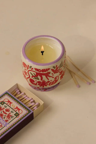 A Dopo Jungle matches with candle