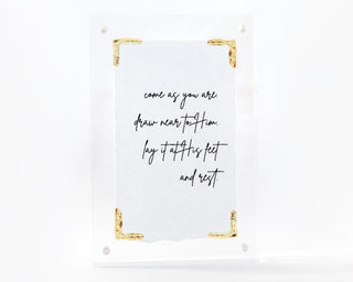 Eva Belle Acrylic Frame - 4 x 6