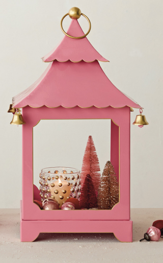 Metal Scalloped Lanterns