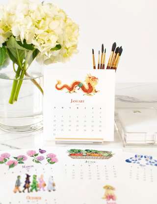 2027 Everyday Desktop Calendar