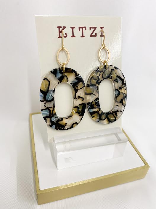 Nia Acrylic Drop Earrings