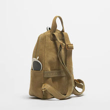 Hunter Medium Backpack