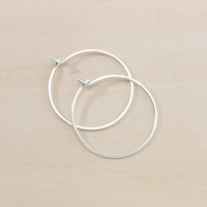 Minimal Hoop Earrings - Silver Small Circle