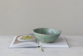 Stoneware Berry Bowl w/ Handles